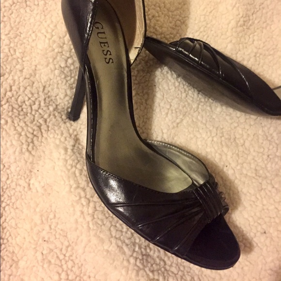 GUESS Peep Toe Black Heels - Picture 6 of 7
