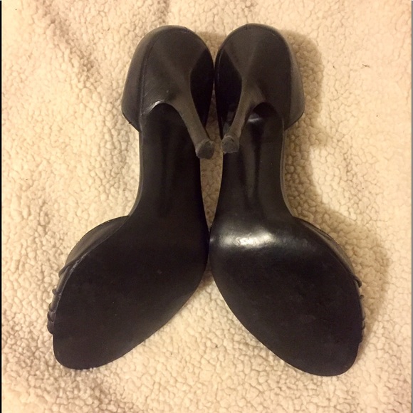 GUESS Peep Toe Black Heels - Picture 7 of 7