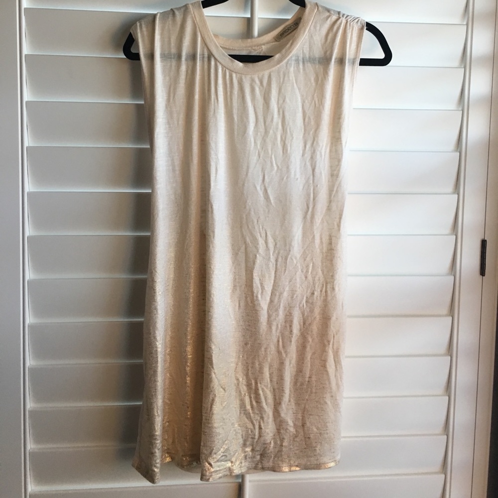 Arden B peach ombre to gold muscle T-shirt