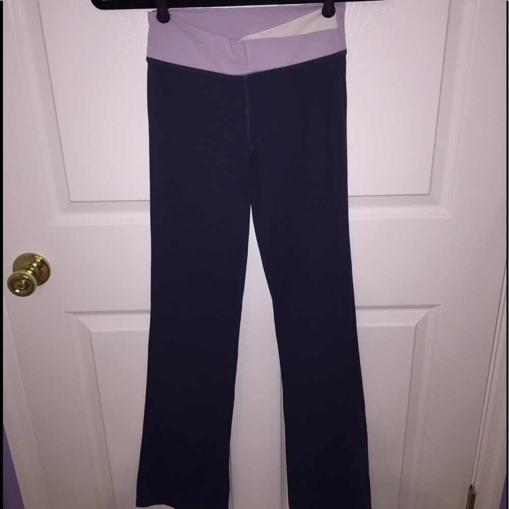 navy leggings!
