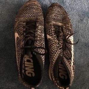 Worn Nike men's size 6 Oreo flyknits.
