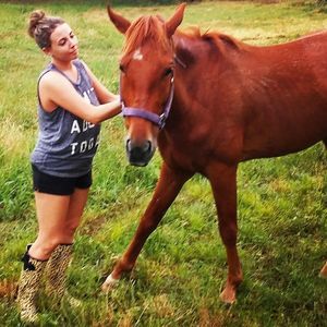 Meet your Posher, Whitney