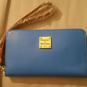 Dooney and bourke