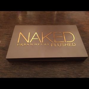 Urban Decay Naked Flushed Pallet