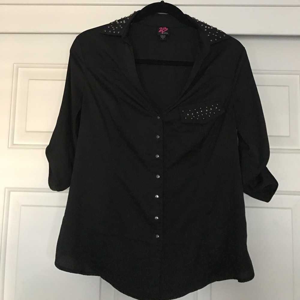 2b Bebe Button Up Blouse