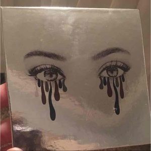 KYSHADOW HOLIDAY PALETTE