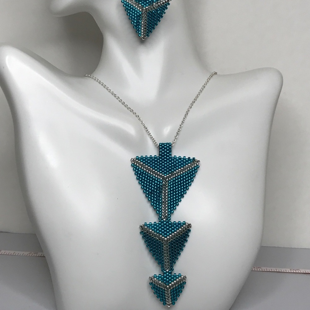 Geometric Beaded Necklace
