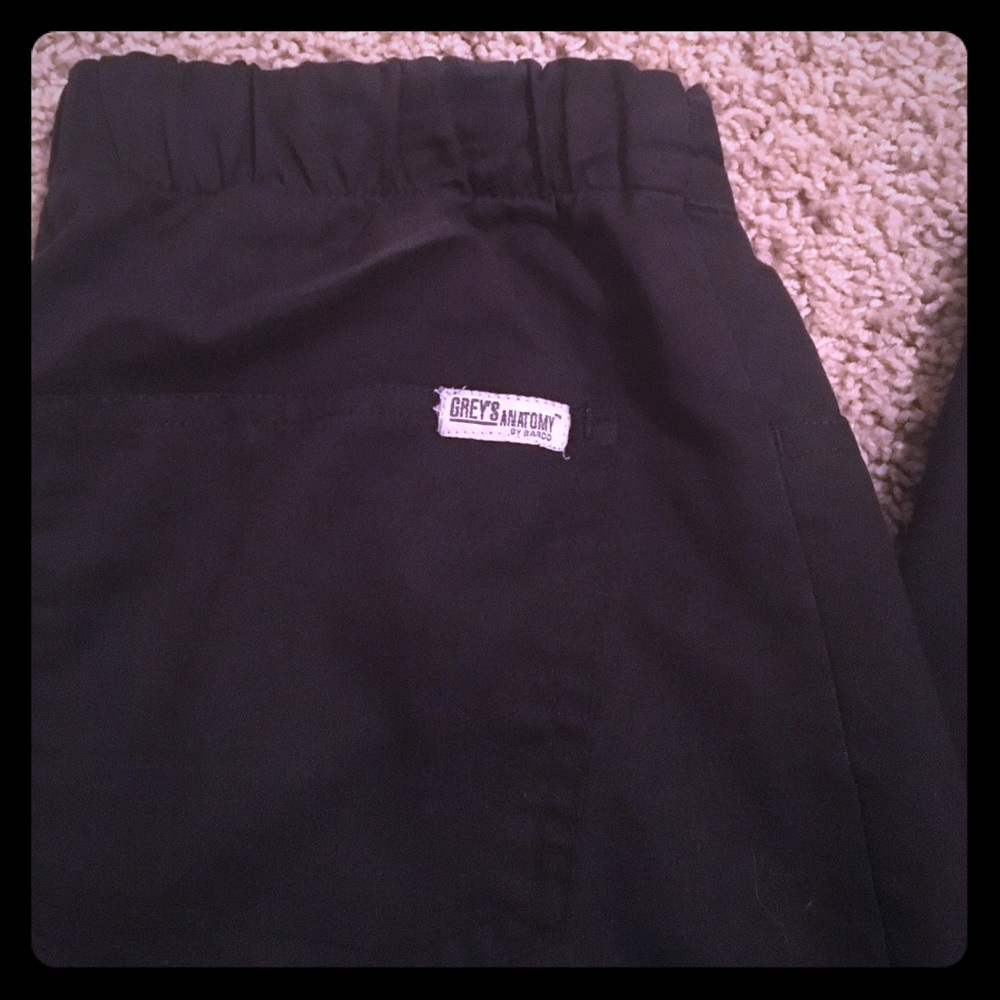 Black greys anatomy scrub bottoms xs