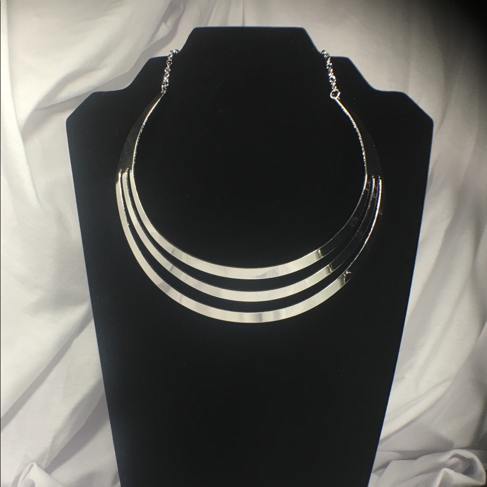 Silver Chocker