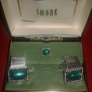 Cuff links set