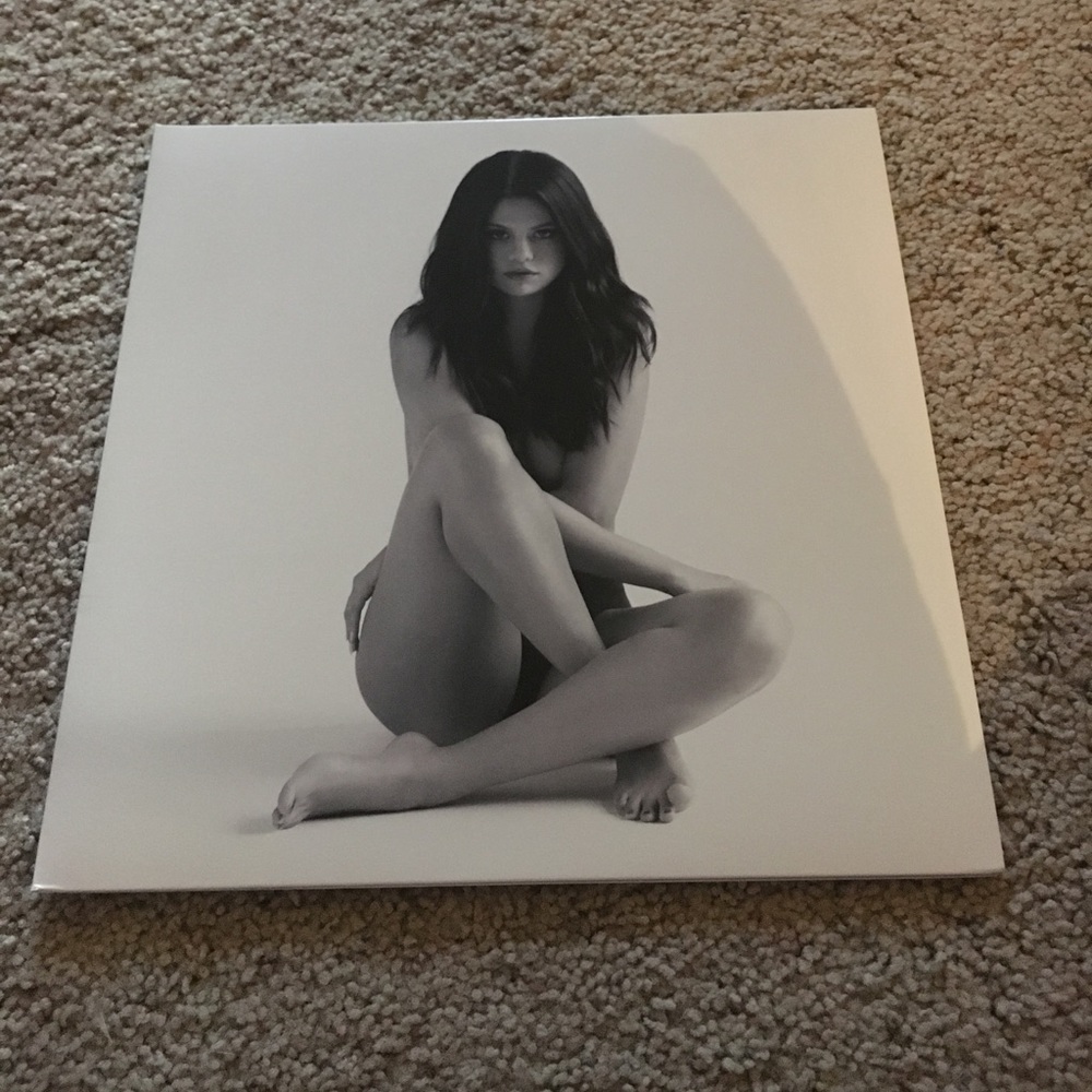 Selena Gomez Revival Record.