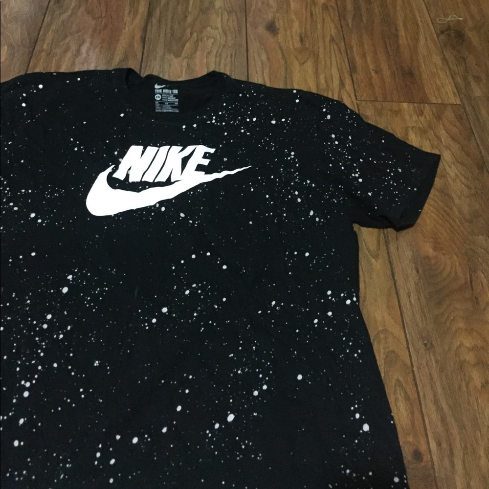 Nike t