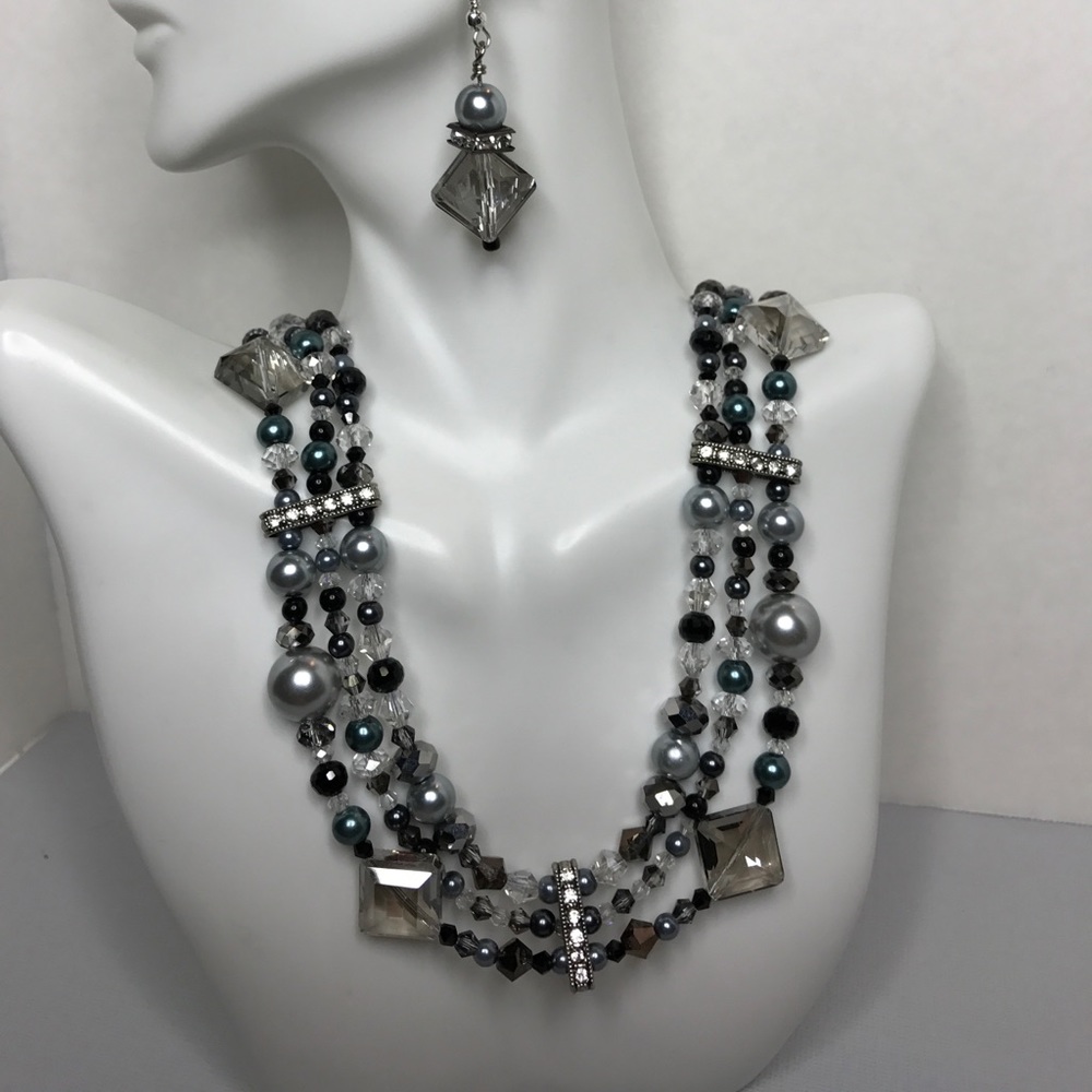 Beaded Necklace Set