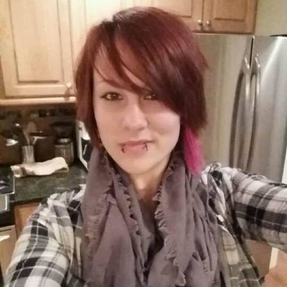 Meet your Posher, Rachel - Picture 1 of 1