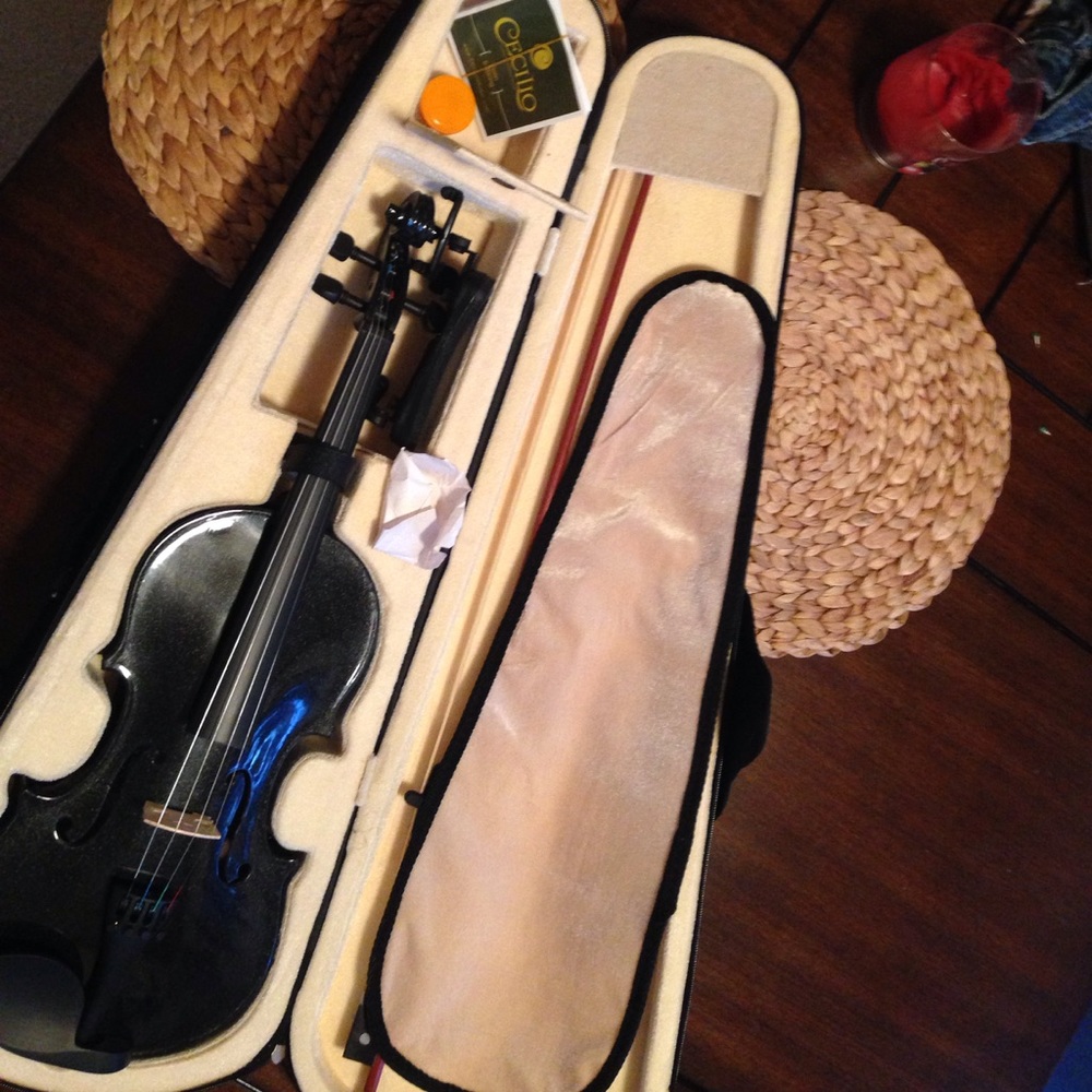 Mendini violin by cecilio