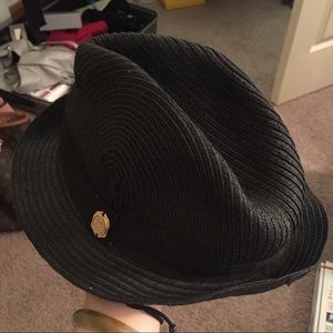 vince camuto hat