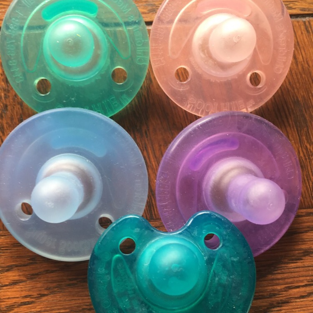 5 "Soothies" Pacifiers.