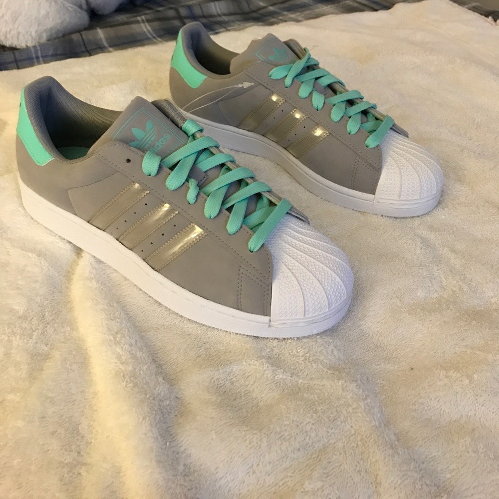 Adidas super stars