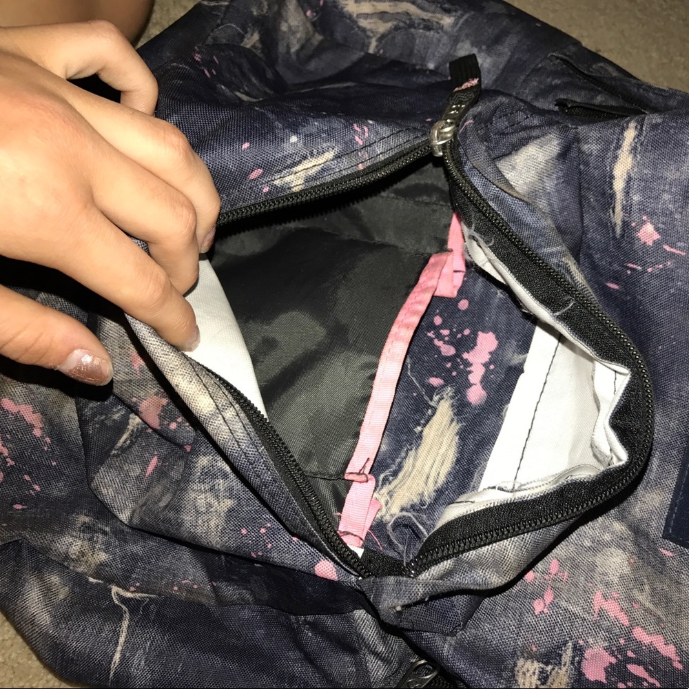 Backpack! - Picture 3 of 3