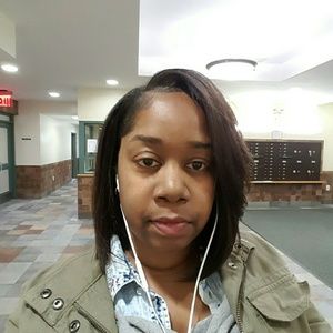 Meet your Posher, Veronica