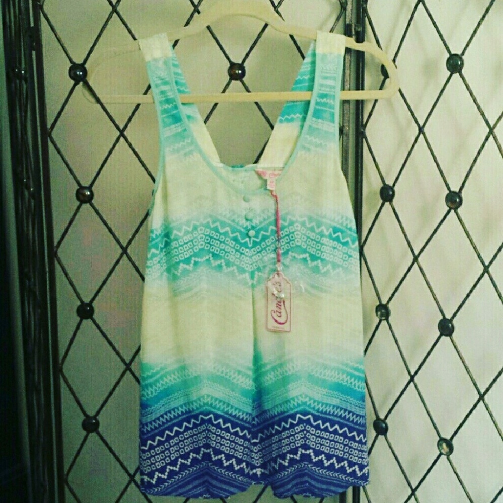 5🌹 for $25 NWT Candies Blue Aztec Print Tank Top