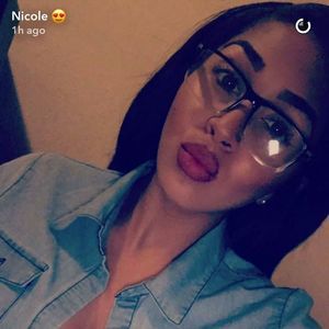 Meet your Posher, Kendra