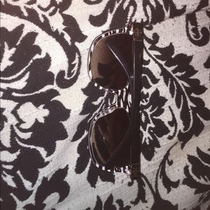 TORY BURCH SUNGLASSES