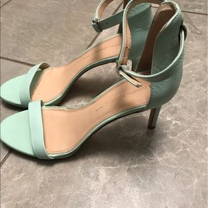 Banana republic jaylen heeled sandals