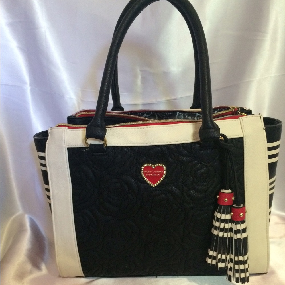 Betsey Johnson black and white purse