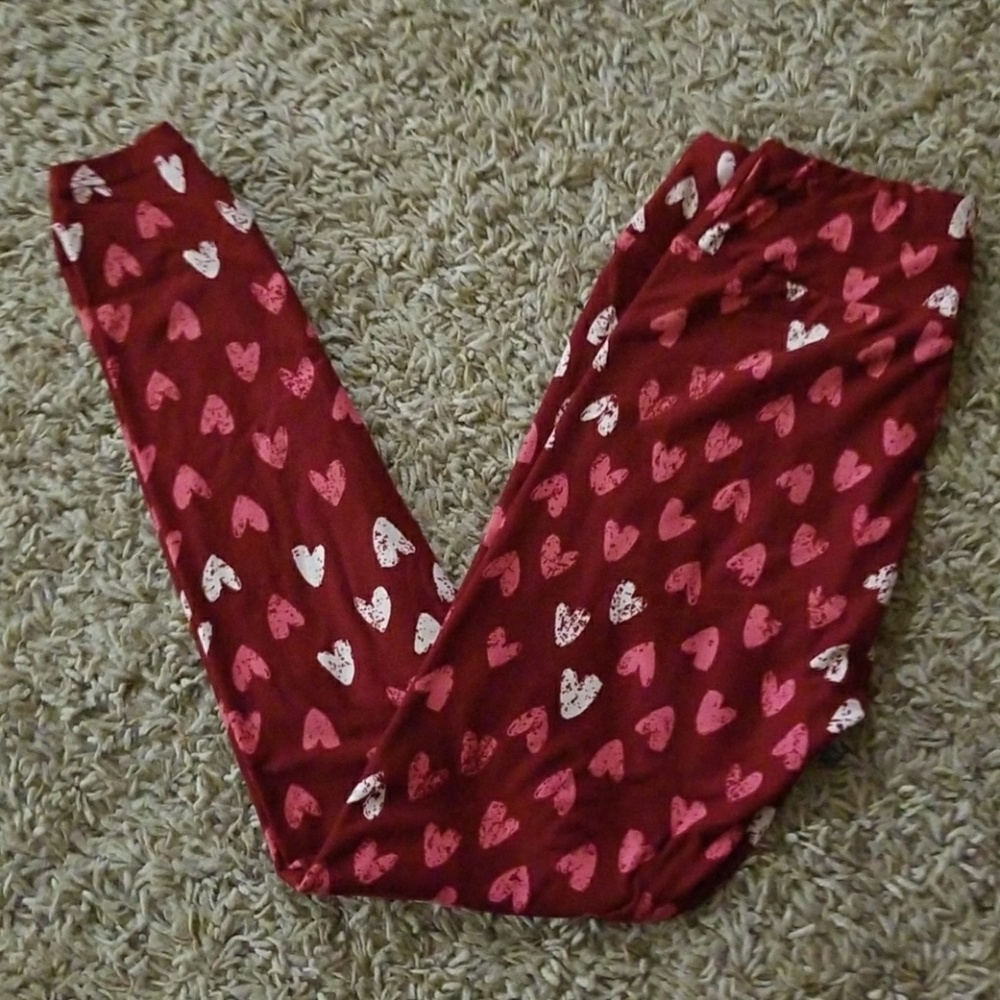 Lularoe valentines legging OS