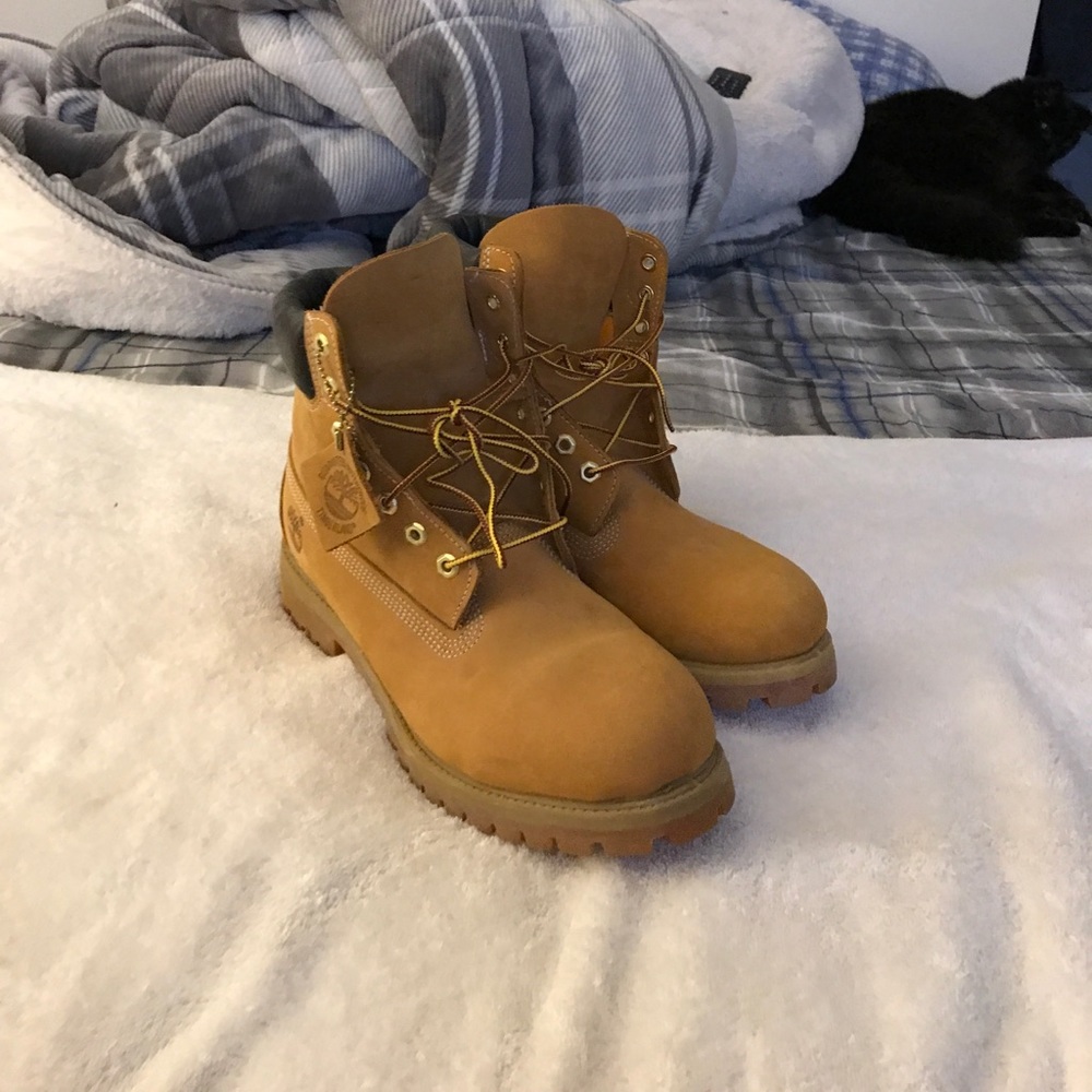 Size 10 men's timberlands boots