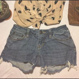 Distressed shorts. Size 0