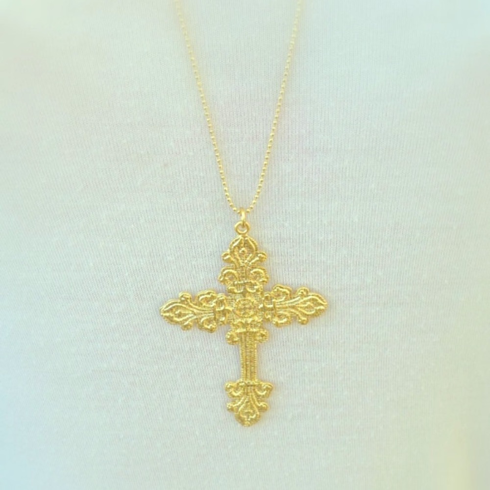 Ornate Gold Cross Necklace
