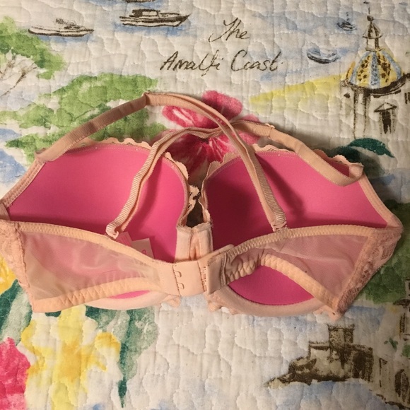 Victoria's Secret PINK Lace Date Bra - Picture 2 of 3