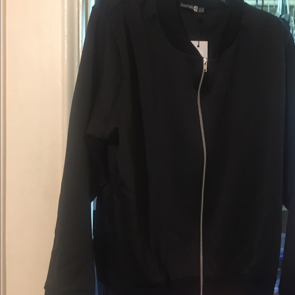 Black bomber jacket nwt