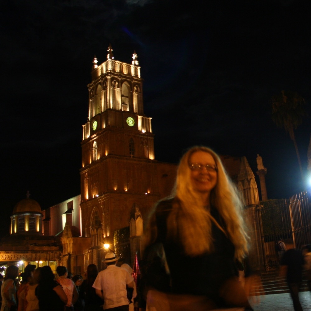 Meet your Posher, Laurie