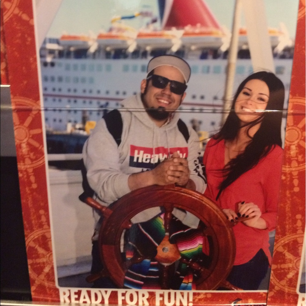Meet me!🎉 - Picture 5 of 8