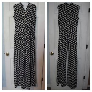 Black & White sleeveless jumpsuit