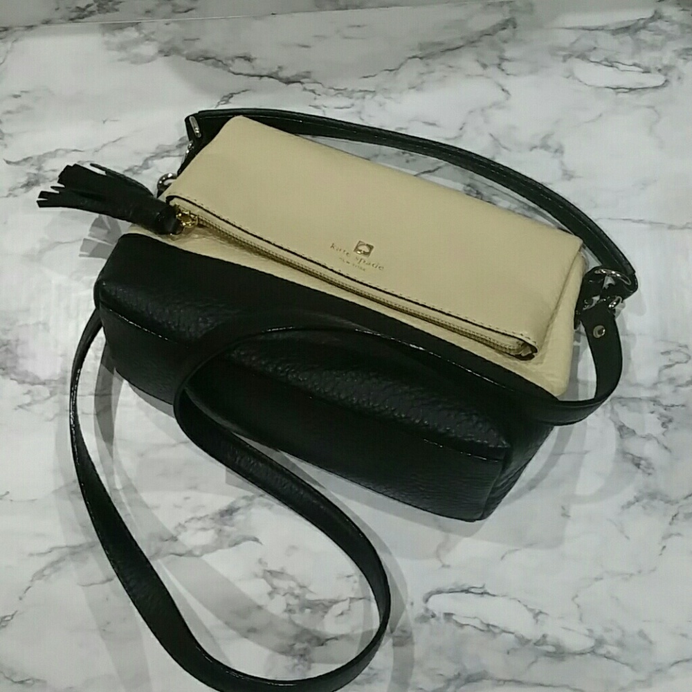 Kate Spade Southport Avenue Mini Carmen Crossbody