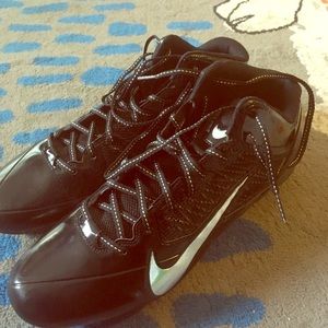 NWOB Nike Alpha Pro Size 14 Cleats NWOB Nike Alpha Pro Size 14 Cleats
