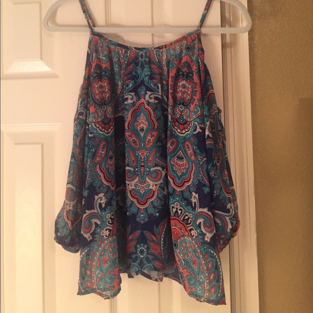 Francesca's blue cut out shoulder top never worn