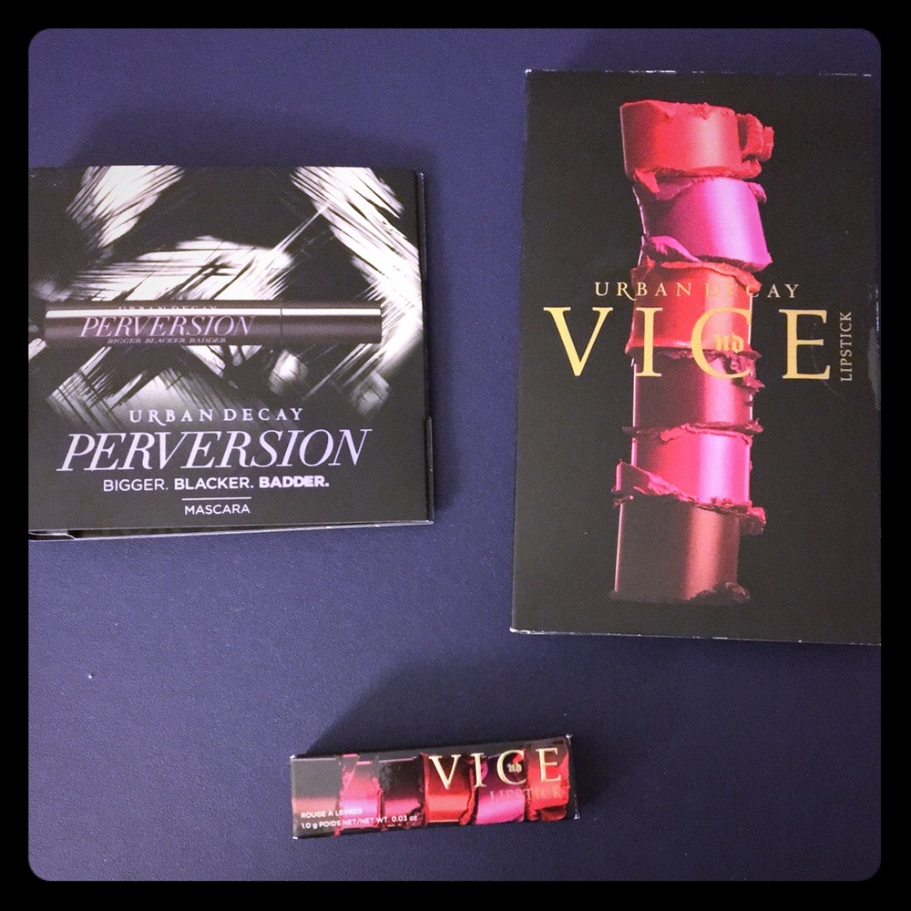 Urban Decay Sample Set