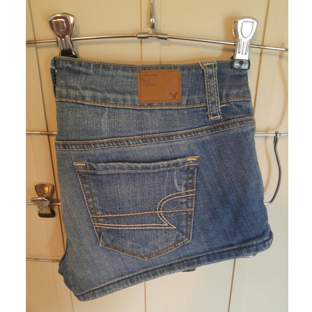 American Eagle Low Rise Shortie