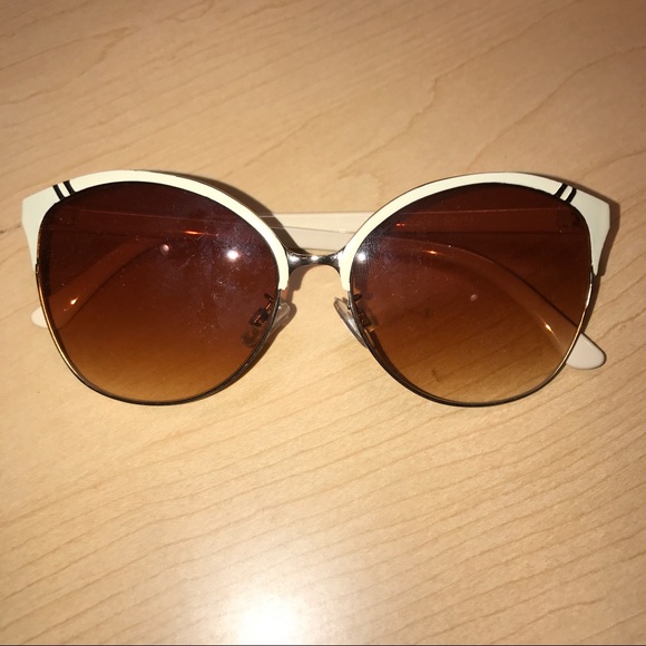 Free People Accessories - Free People Sunglasses