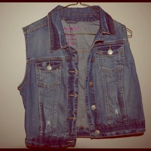 AEROPOSTALE vest