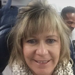 Meet your Posher, Brenda