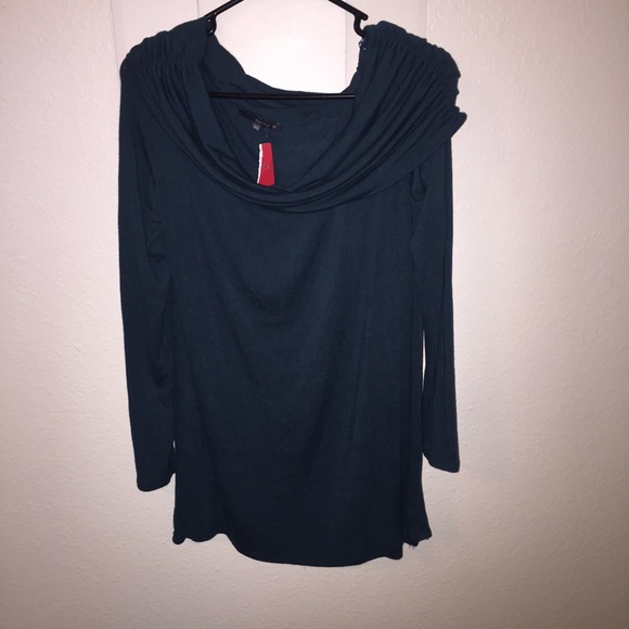 Matty M Long-Sleeve Top - Picture 3 of 6