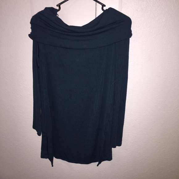 Matty M Long-Sleeve Top - Picture 5 of 6