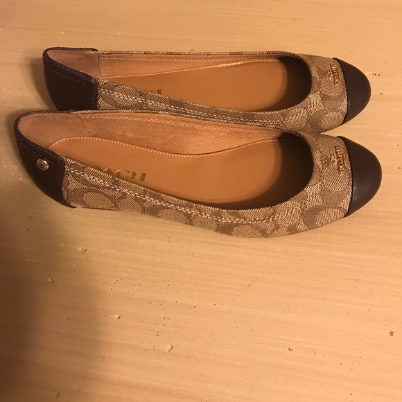 COACH women's Chelsea Outline C/Clf ballet flats - Picture 2 of 5
