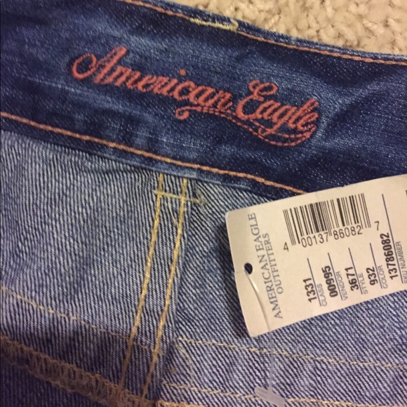 NWT American Eagle jean shorts - Picture 4 of 4